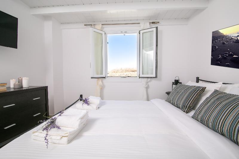 Apanomeria Boutique Residence Oia  Extérieur photo