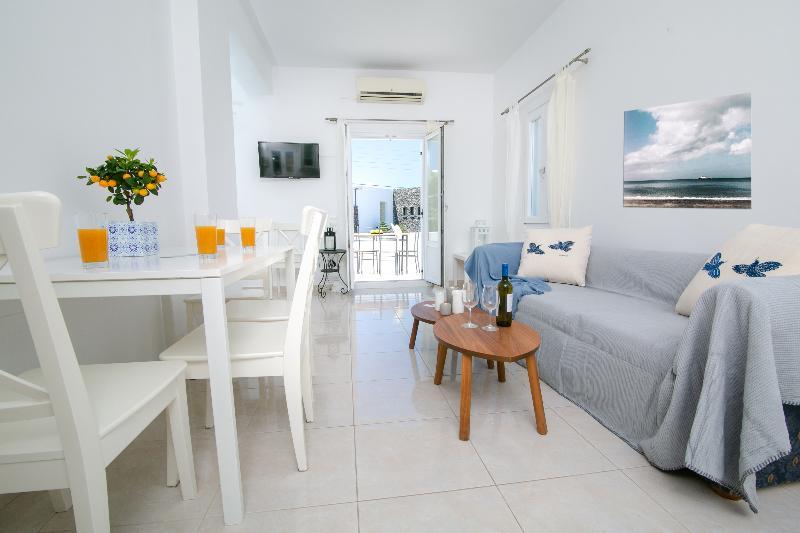 Apanomeria Boutique Residence Oia  Extérieur photo